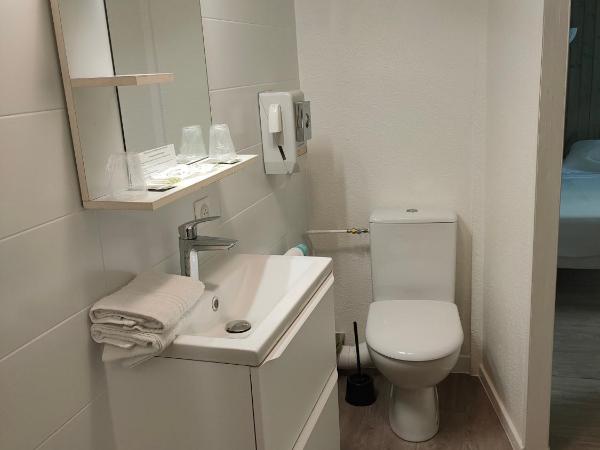 Hôtel de la Grotte : photo 5 de la chambre chambre double supérieure