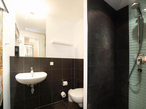 Generator Berlin Alexanderplatz : photo 4 de la chambre chambre quadruple