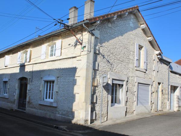 Suite en Terrasse à Cognac : photo 2 de la chambre chambre double