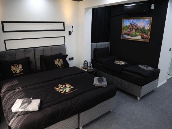 Montenegro Hotel : photo 5 de la chambre chambre triple - accessible aux personnes à mobilité réduite