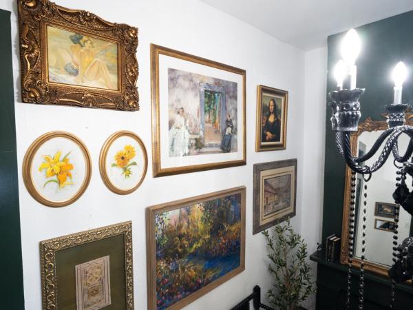 The Mansion on Royal : photo 7 de la chambre suite lit queen-size #8