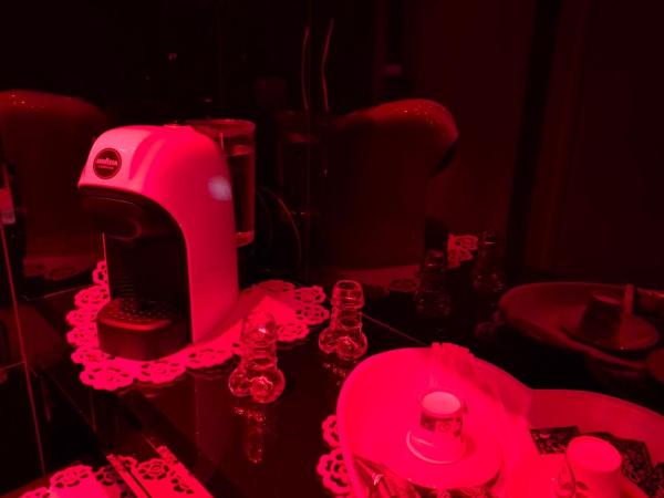 Albicocche House Catania : photo 4 de la chambre suite avec jacuzzi