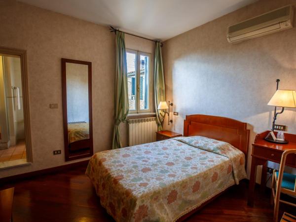 Hotel Fortuna : photo 5 de la chambre chambre simple standard