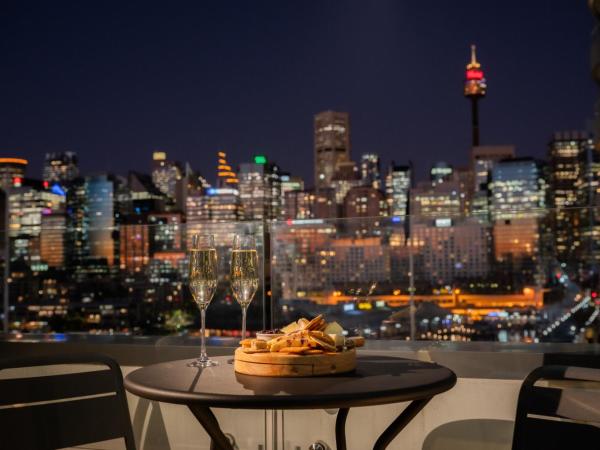 Aiden by Best Western Darling Harbour : photo 3 de la chambre chambre lit king-size supérieur avec balcon - non-fumeurs