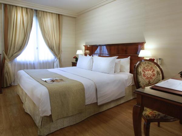Melia Recoleta Plaza Hotel : photo 6 de la chambre chambre lit king-size melia