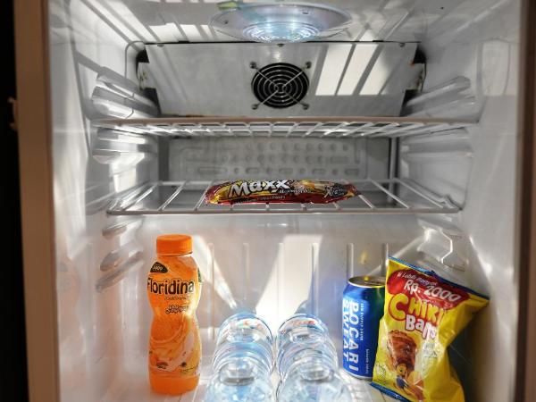 Bonnet Hotel Surabaya : photo 5 de la chambre chambre lit king-size deluxe