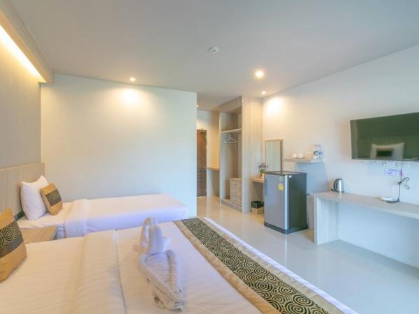 Carpio Hotel Phuket : photo 10 de la chambre chambre triple supérieure