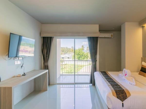 Carpio Hotel Phuket : photo 7 de la chambre chambre triple supérieure