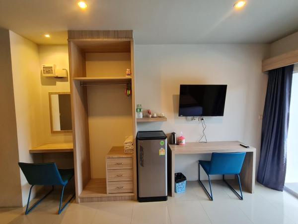 Carpio Hotel Phuket : photo 3 de la chambre chambre triple supérieure