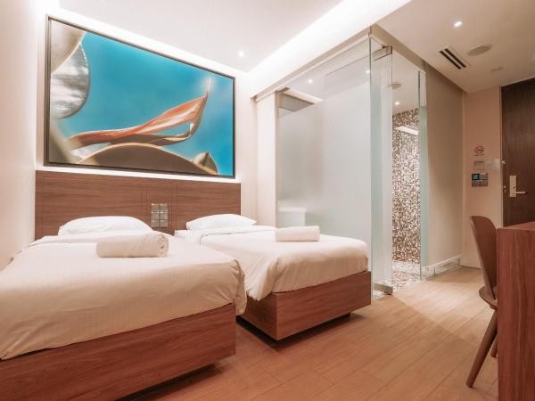 L Hotel at Bugis Ville : photo 2 de la chambre deluxe twin, no window
