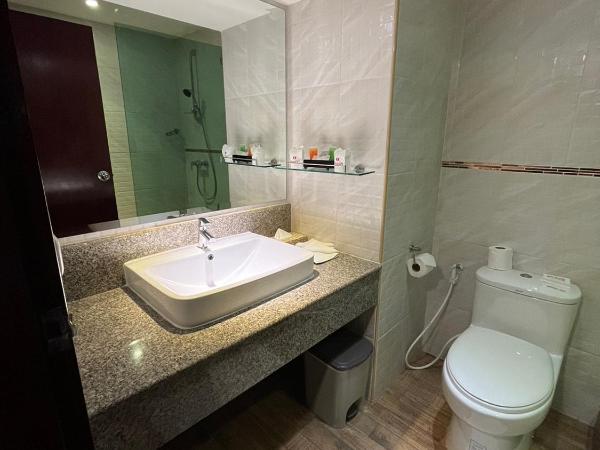 Tai Pan Hotel - SHA Plus Certified : photo 6 de la chambre chambre double deluxe