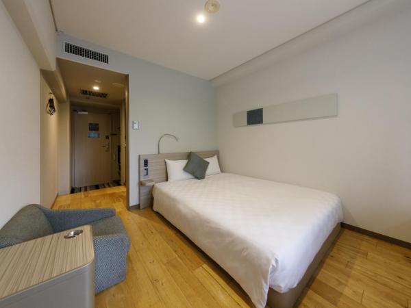 Shinagawa Prince Hotel N Tower : photo 3 de la chambre small double room (wooden floor) with lounge access ＆ complimentary light breakfast - non-smoking