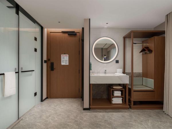 Hilton Garden Inn Tianjin Railway Station : photo 4 de la chambre chambre lit king-size