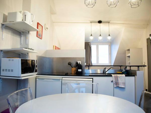 Smartappart Cherbourg (la rose des vents) : photo 6 de la chambre appartement supérieur