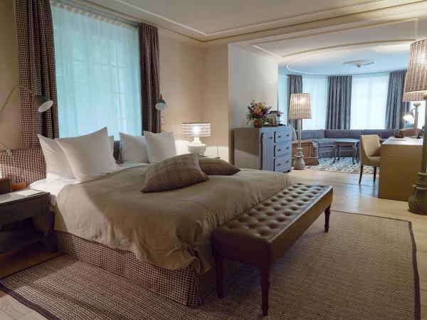 Le Grand Bellevue : photo 1 de la chambre suite - vue sur parc