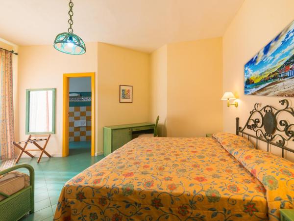 Hotel Terme Zi Carmela : photo 1 de la chambre chambre double standard