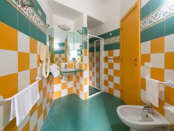 Hotel Terme Zi Carmela : photo 2 de la chambre chambre double standard