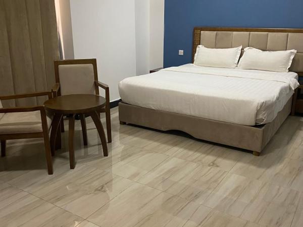 Home Station Hotel : photo 1 de la chambre chambre lit king-size standard