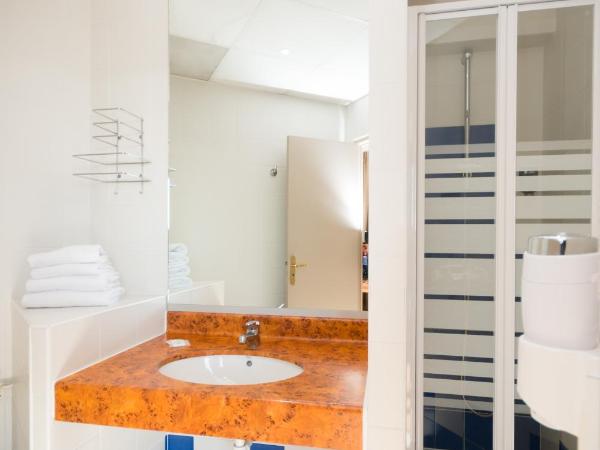 Brit Hotel Saint Malo – Le Transat : photo 1 de la chambre chambre double