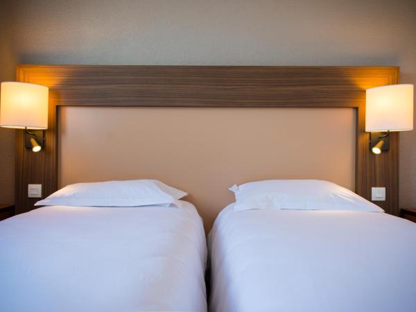 Brit Hotel Saint Malo – Le Transat : photo 1 de la chambre chambre lits jumeaux