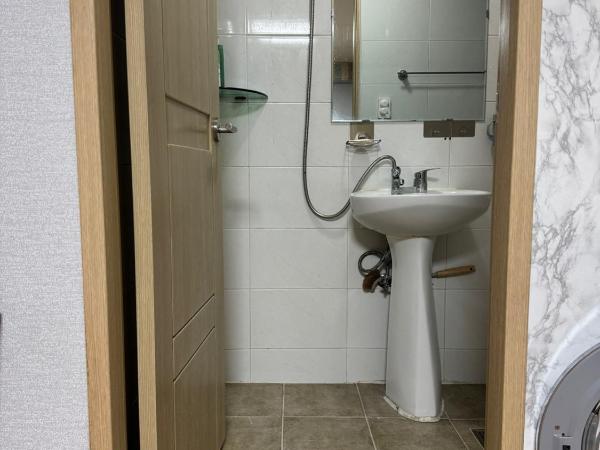 Healing House : photo 5 de la chambre chambre simple avec salle de bains privative