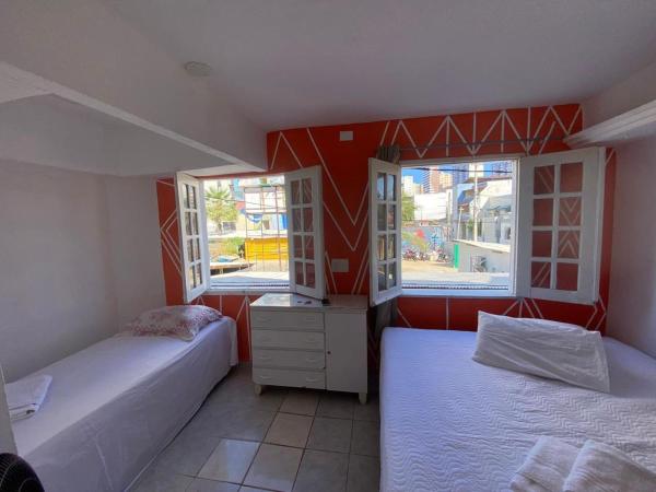 Pousada Oásis : photo 1 de la chambre chambre triple