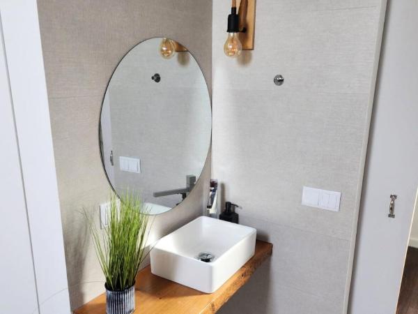 SurfSoul Guesthouse - Bed and Breakfast : photo 5 de la chambre chambre double avec salle de bains privative