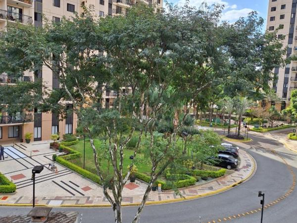 Casa Alto Da Boa Vista : photo 8 de la chambre chambre double avec salle de bains privative