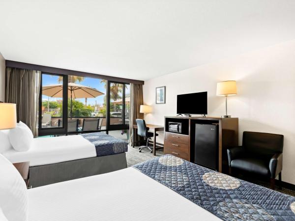 Best Western Yacht Harbor Hotel : photo 2 de la chambre chambre avec 2 lits queen-size - vue piscine