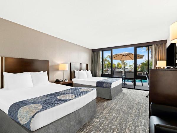 Best Western Yacht Harbor Hotel : photo 1 de la chambre chambre avec 2 lits queen-size - vue piscine