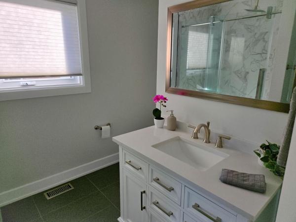 Byward-Market Luxury GuestHouse : photo 3 de la chambre suite lit queen-size deluxe