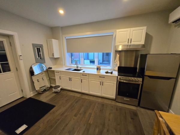 Byward-Market Luxury GuestHouse : photo 1 de la chambre bungalow deluxe