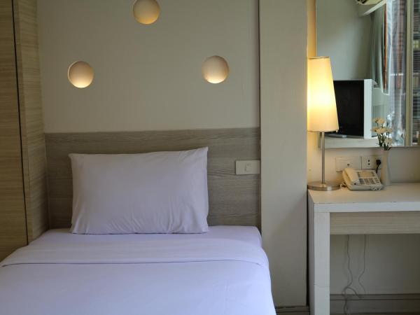 Sunshine Hotel & Residences : photo 1 de la chambre chambre simple Économique