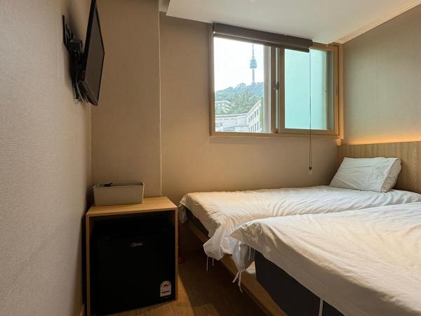 Well Plus Guest House : photo 7 de la chambre chambre lits jumeaux standard - vue sur montagne