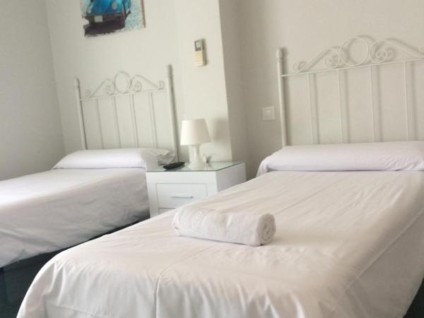 Hostal Acemar : photo 4 de la chambre chambre lits jumeaux standard