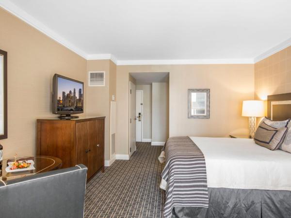 Omni Los Angeles Hotel : photo 8 de la chambre chambre lit king-size premier