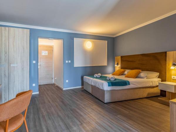 Hotel Koral : photo 4 de la chambre chambre quadruple