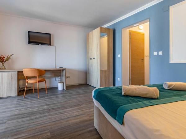 Hotel Koral : photo 3 de la chambre chambre quadruple