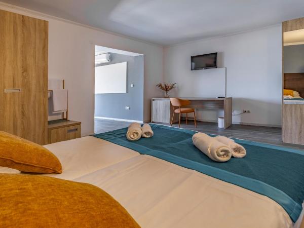 Hotel Koral : photo 1 de la chambre chambre quadruple