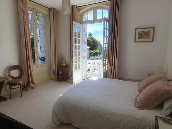 Villa Art Nouveau : photo 1 de la chambre chambre double deluxe avec balcon