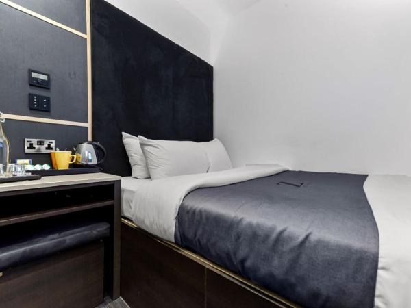 The Z Hotel Trafalgar : photo 4 de la chambre hébergement double intérieur z (sans fenêtre)