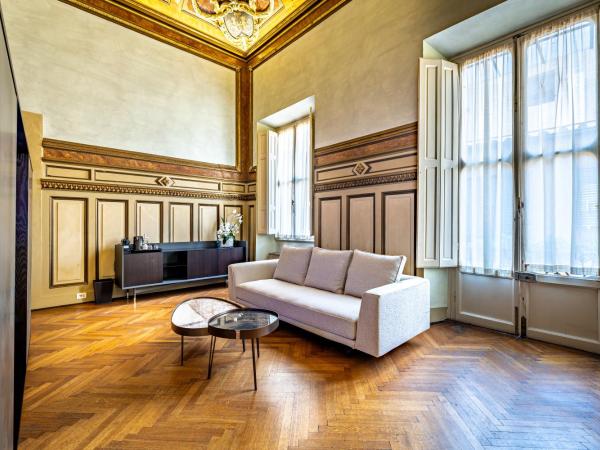 Rivalta Hotel - Alfieri Collezione : photo 2 de la chambre chambre lit king-size supérieure