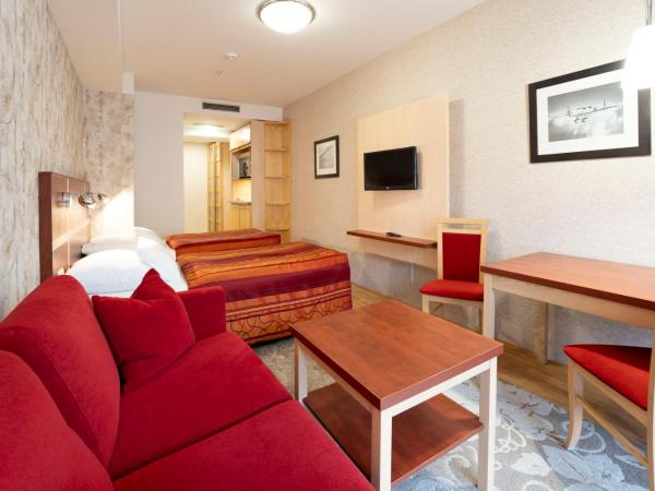 EA Hotel Julis : photo 2 de la chambre studio double ou lits jumeaux