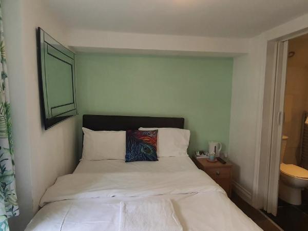 Grand Pier Guest House : photo 2 de la chambre chambre simple