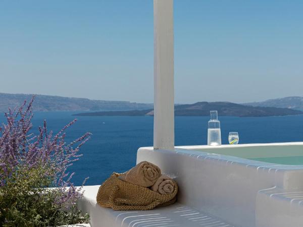 Canaves Ena - Small Luxury Hotels of the World : photo 3 de la chambre suite lune de miel avec bassin profond