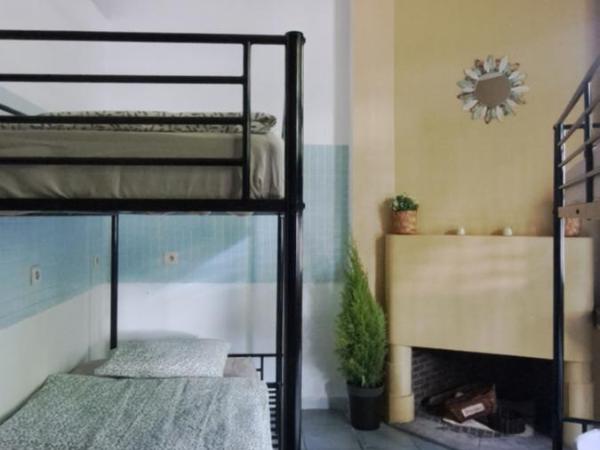 Smallfunnyworld Brussels : photo 1 de la chambre lit dans dortoir mixte de 6 lits