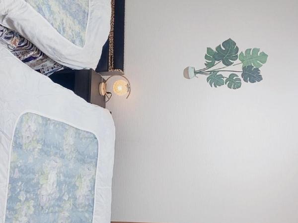 Yoshidoku Inn - Domome : photo 2 de la chambre chambre familiale avec salle de bains commune