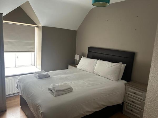 The Shire Accommodation : photo 1 de la chambre chambre double avec salle de bains privative