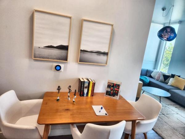 Hollywood Homes minutes to everything SPACIOUS AND FREE PARKING : photo 5 de la chambre one-bedroom apartment at melrose