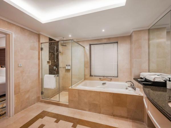 InterContinental Kuala Lumpur, an IHG Hotel : photo 6 de la chambre suite lit king-size exécutive